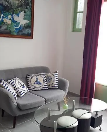بيت للعطل La Maison Verte 71 M²